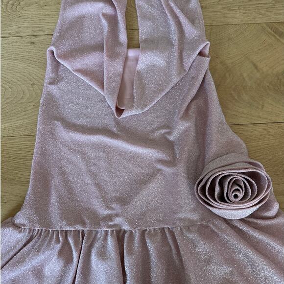 Omighty - Sparkly Halter Neck Rosette Detail Mini Dress in Pink - Picture 2 of 5
